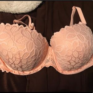 PINK VS LIGHT PINK PUSH UP DATE BRA